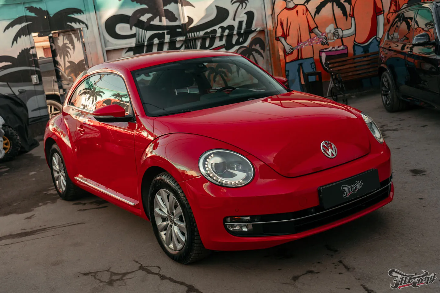 Кузовной ремонт Volkswagen Beetle. Как происходит подбор красного цвета?
